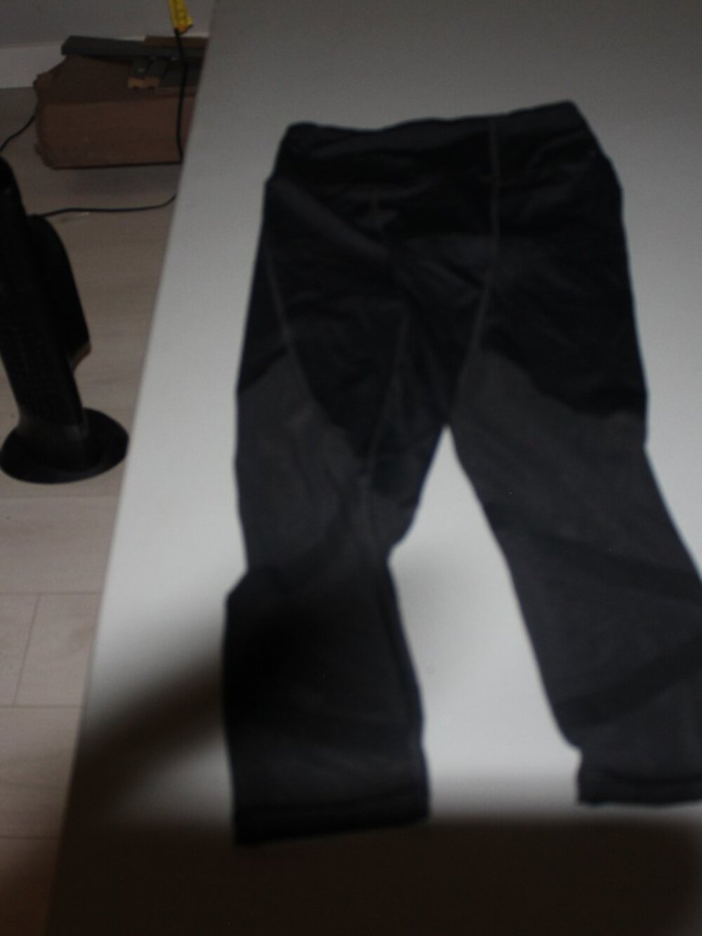 Black Knockout Victoria Sport Capris Leggings Size XS